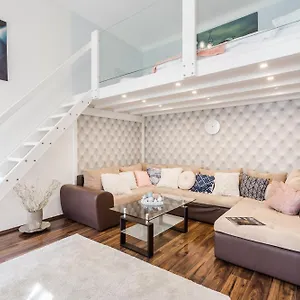 Bpr Stylish Mosaic With Terrace Апартаменты